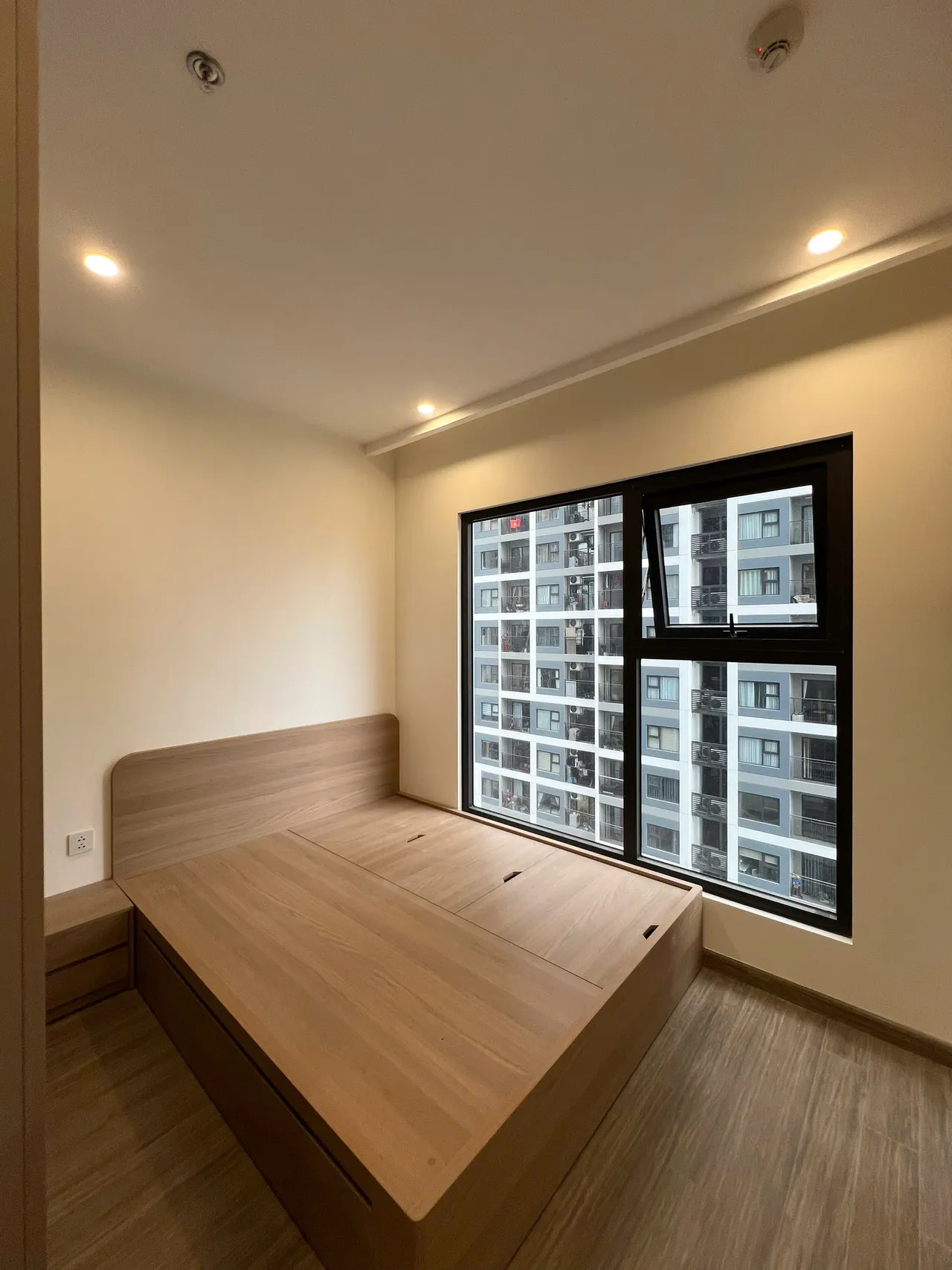 Căn 2PN Hiện đại — GS5 Vinhomes Smart City — phòng ngủ 2, hoàn thiện thực tế