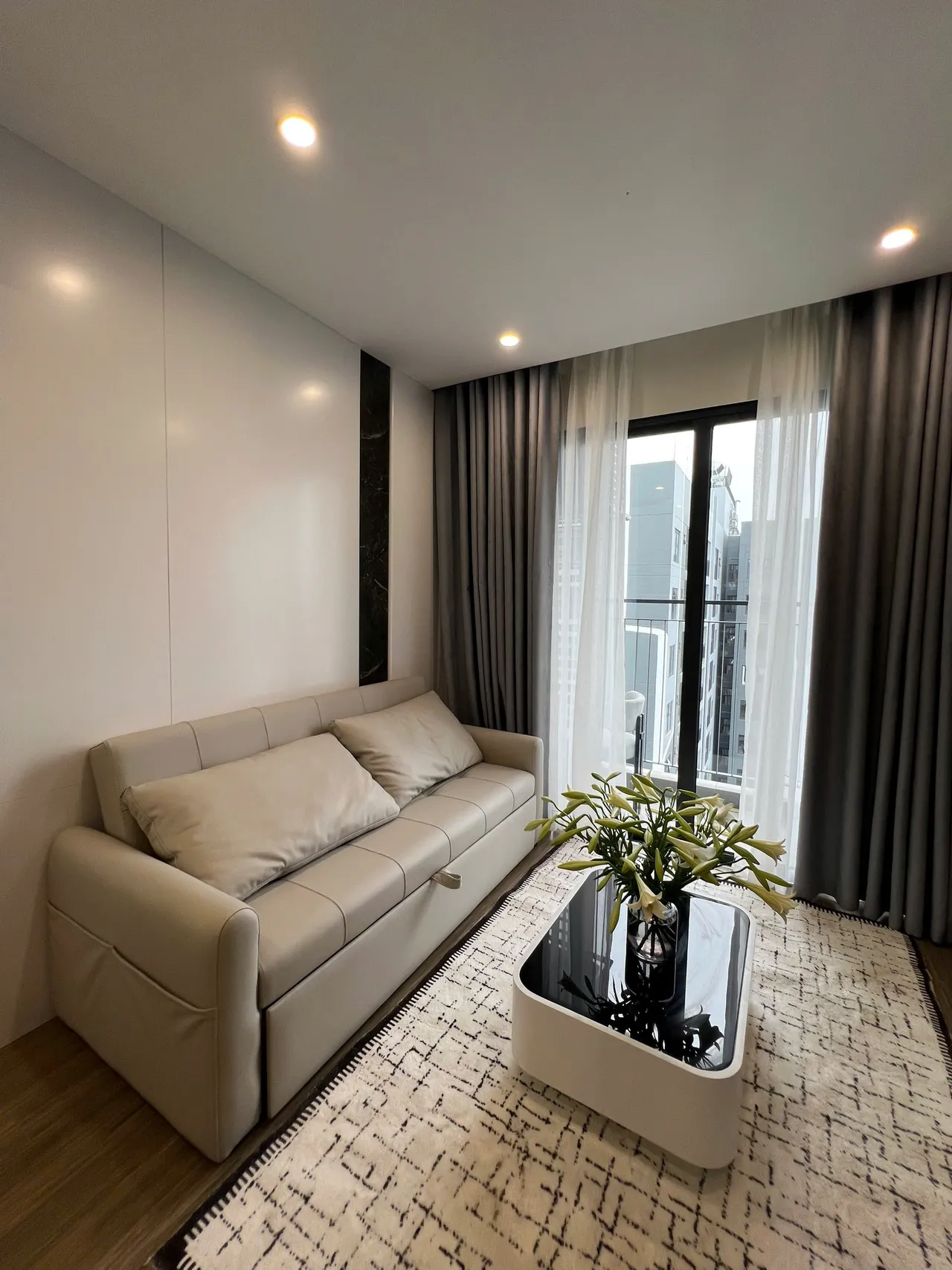 Căn 2PN Hiện đại — GS5 Vinhomes Smart City — phòng khách, hoàn thiện thực tế