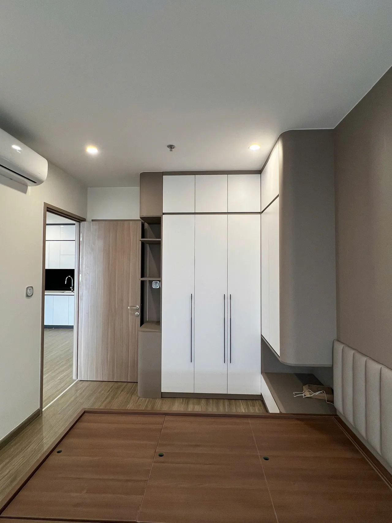 Căn 3PN Hiện đại — GS6 Vinhomes Smart City — phòng ngủ master, hoàn thiện thực tế