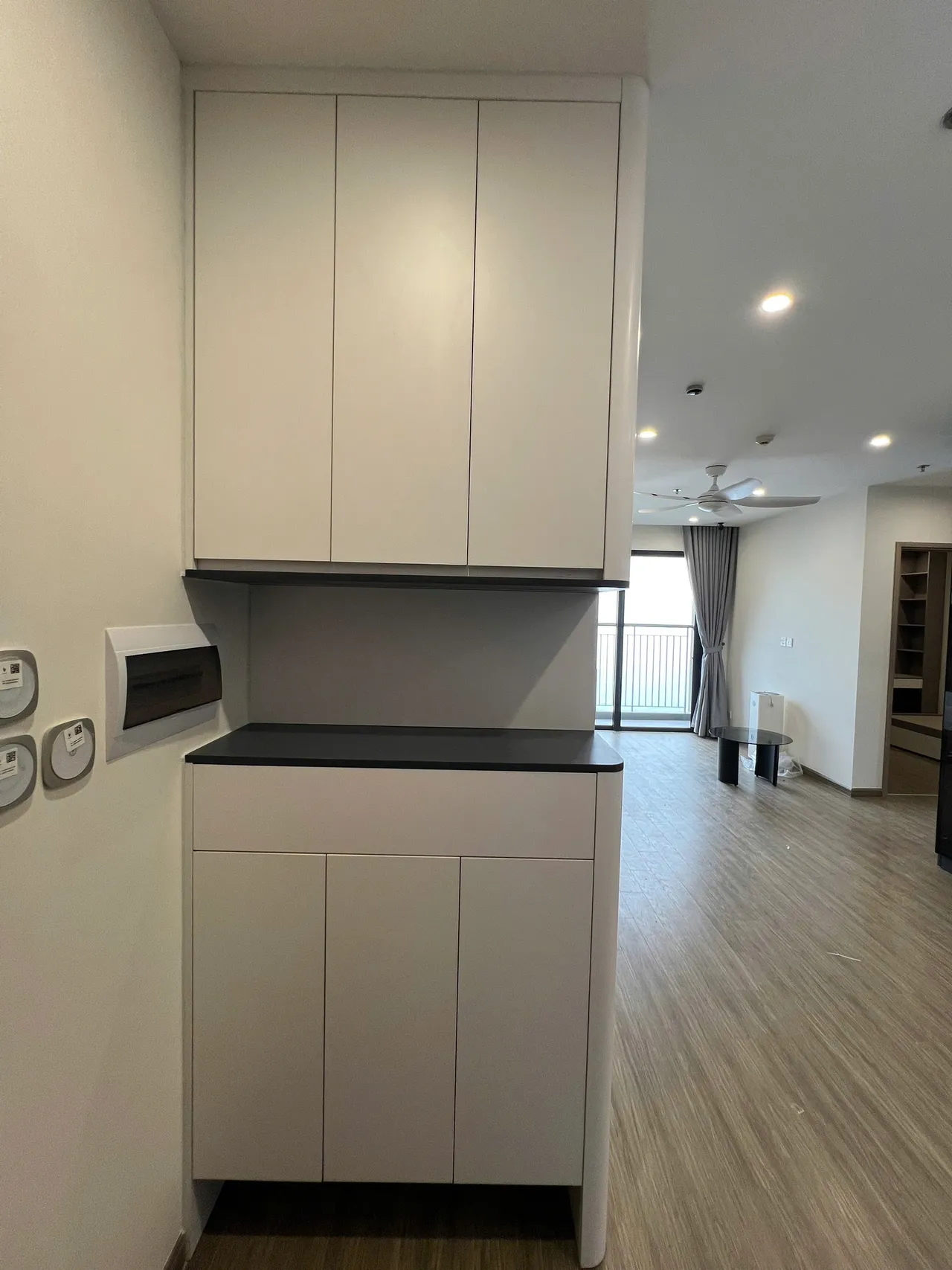 Căn 3PN Hiện đại — GS6 Vinhomes Smart City — sảnh – lối vào, hoàn thiện thực tế