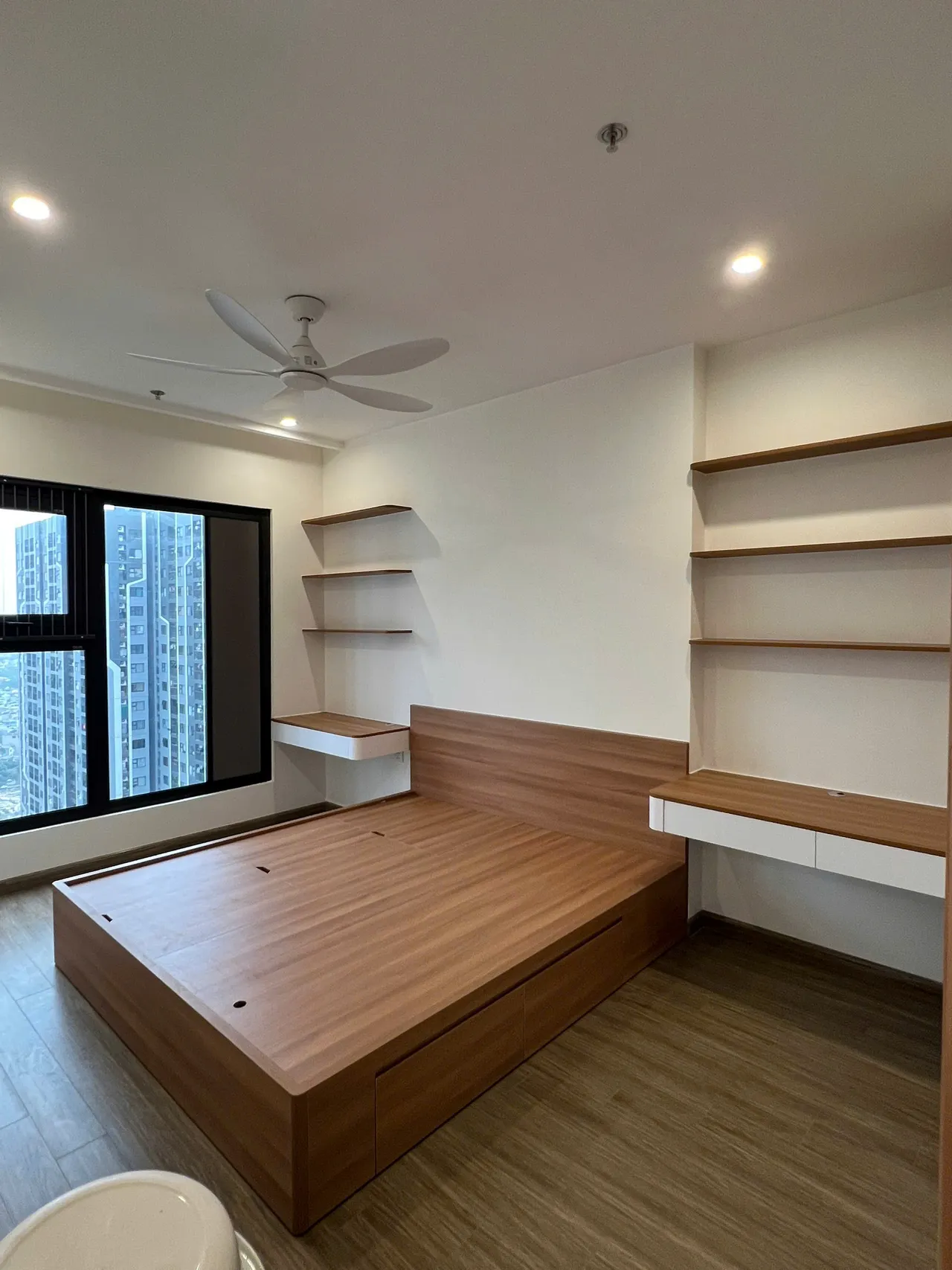 Căn 1PN Hiện đại — GS6 Vinhomes Smart City — phòng ngủ master, hoàn thiện thực tế