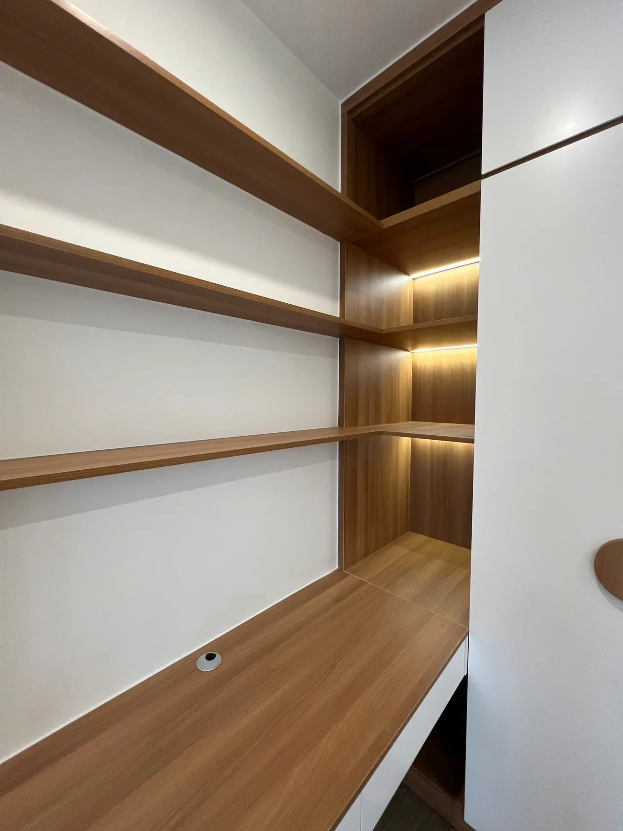 Căn 1PN Hiện đại — GS6 Vinhomes Smart City — phòng ngủ master, hoàn thiện thực tế