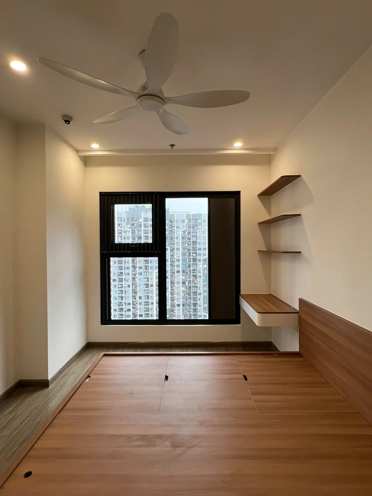 Căn 1PN Hiện đại — GS6 Vinhomes Smart City — phòng ngủ master, hoàn thiện thực tế