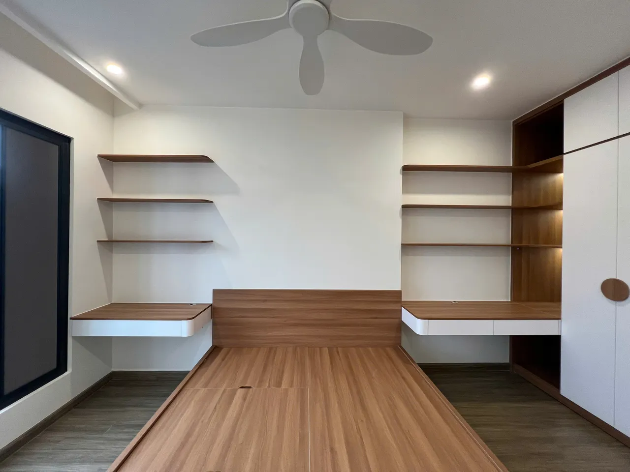 Căn 1PN Hiện đại — GS6 Vinhomes Smart City — phòng ngủ master, hoàn thiện thực tế